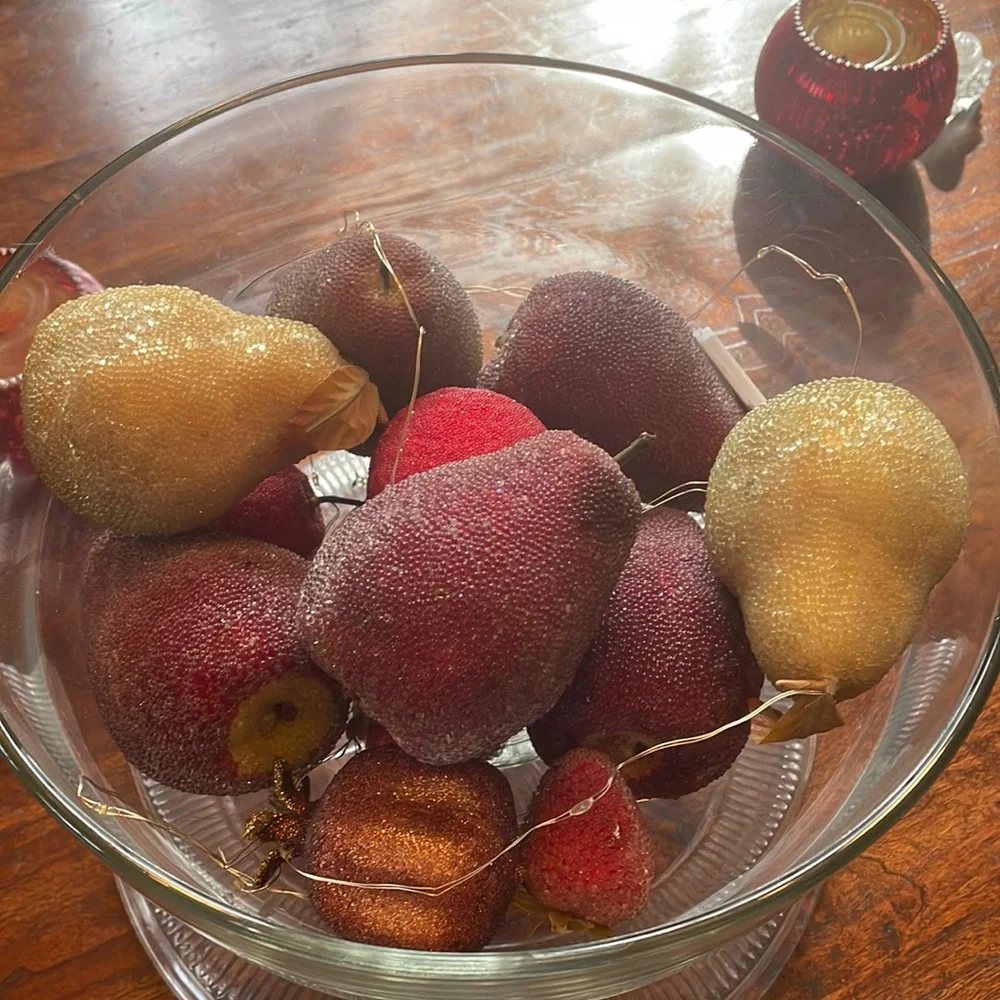 18 life size glitter covered fruit